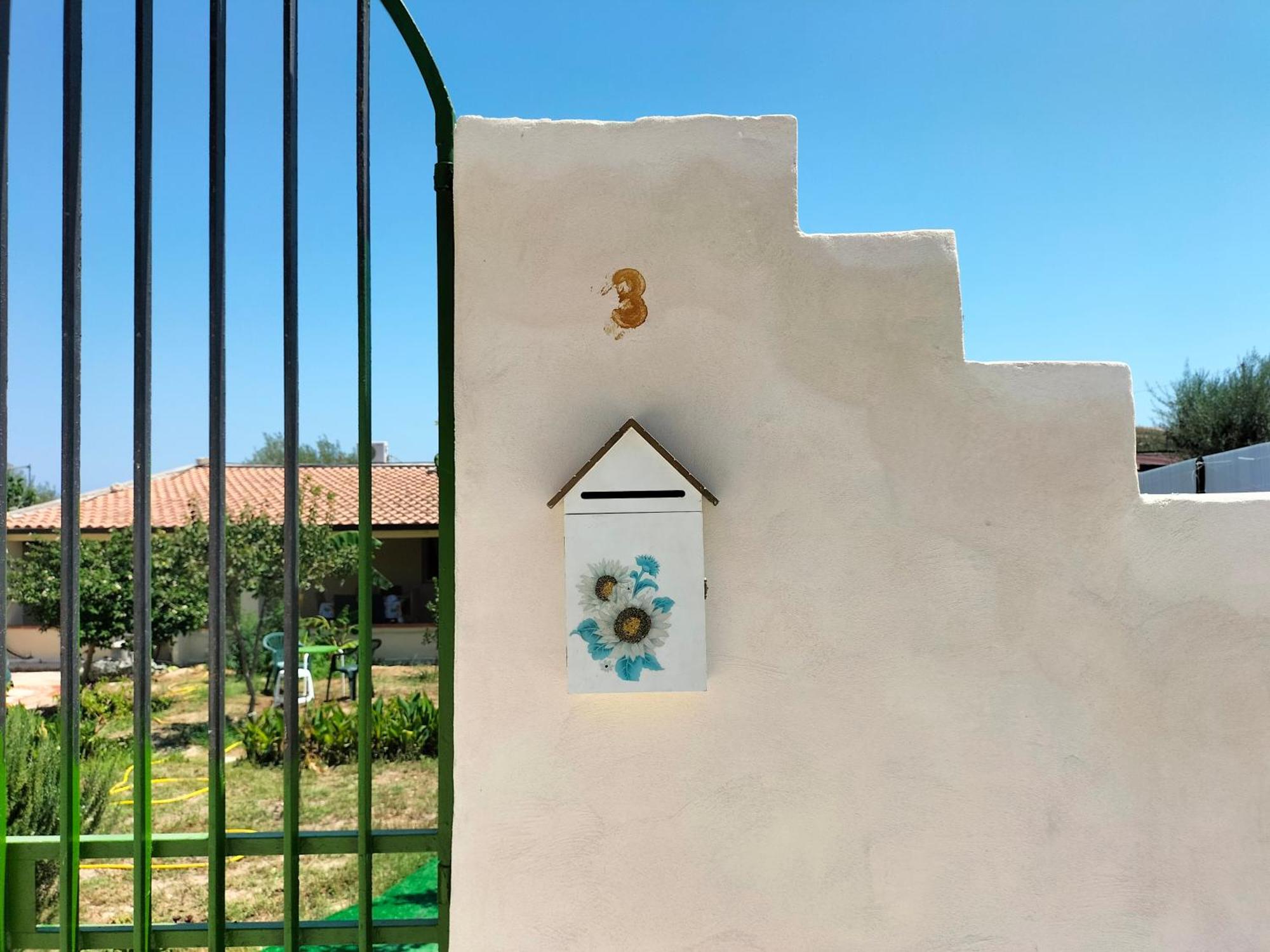 La Casetta Di Cenerentola Marzamemi Bagian luar foto